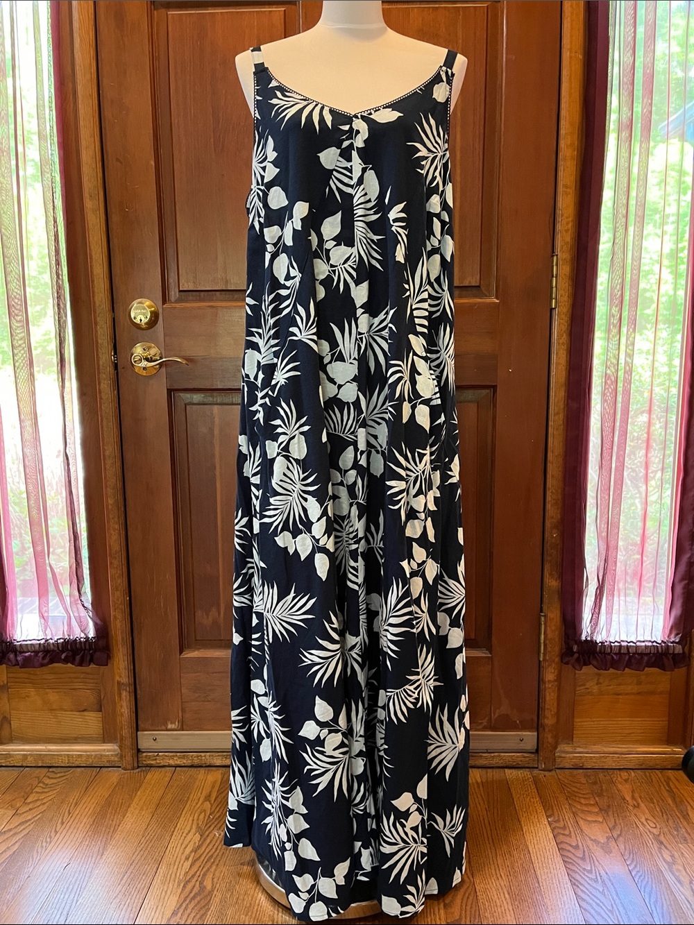 Universal Standard Kite Linen maxi